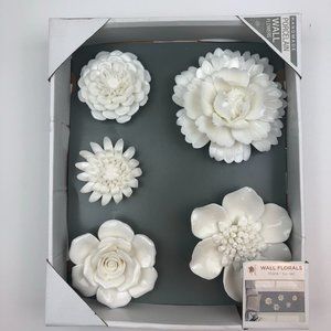 Habitat Décor 5pc Set of Porcelain Wall Florals
